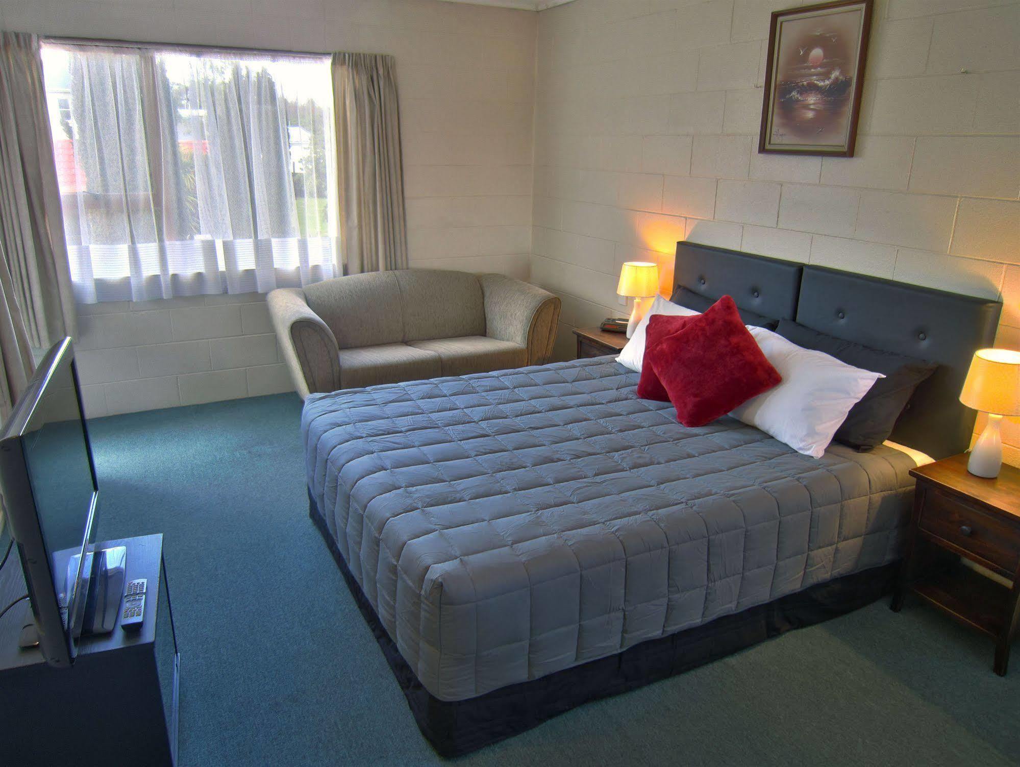 Barcelona Motel Таупо Экстерьер фото